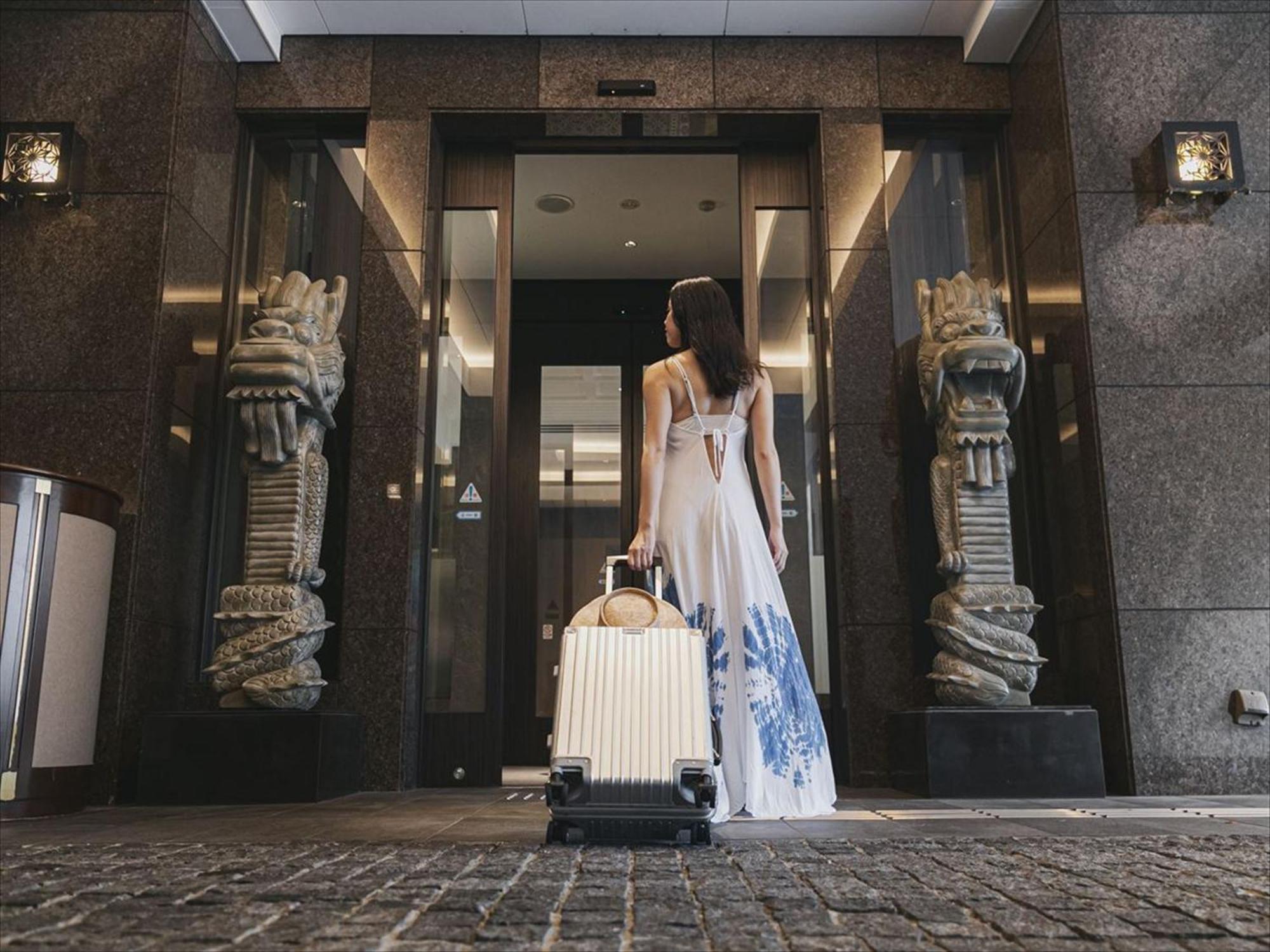 Okinawa Exes Naha Hotel Exterior foto